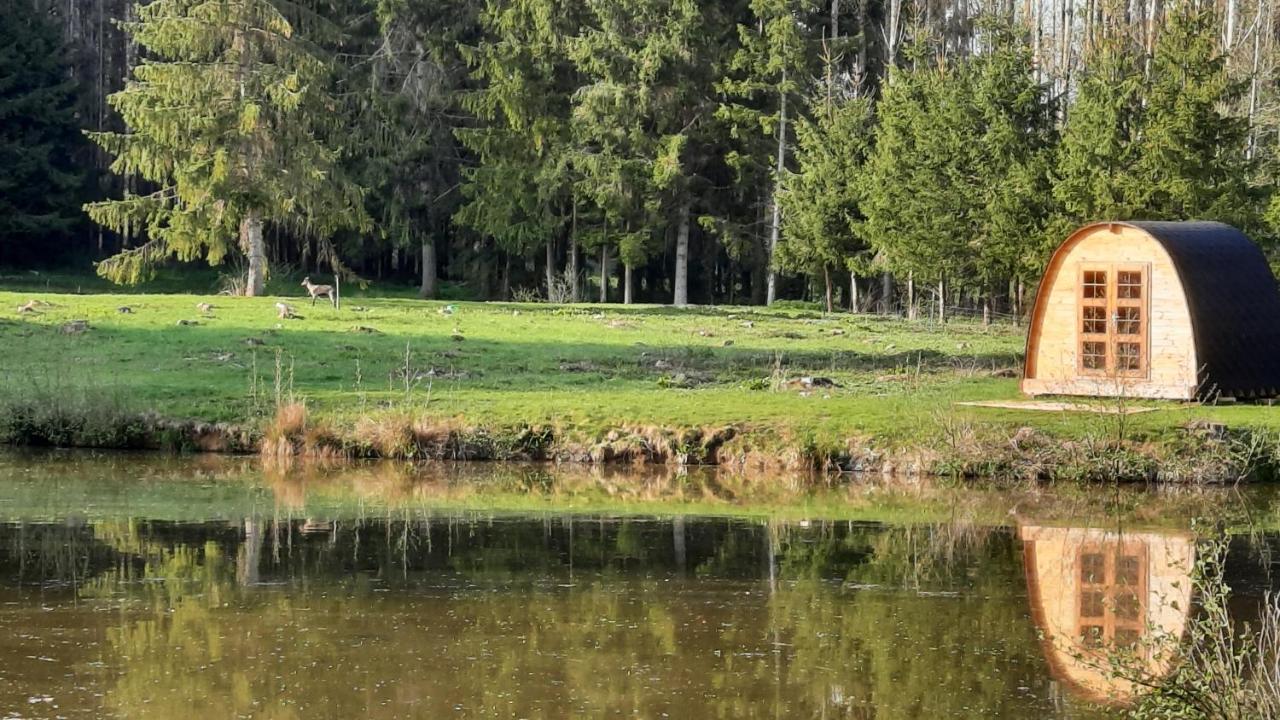 Le Moulin D'Harcy Hotel Lonny Екстериор снимка